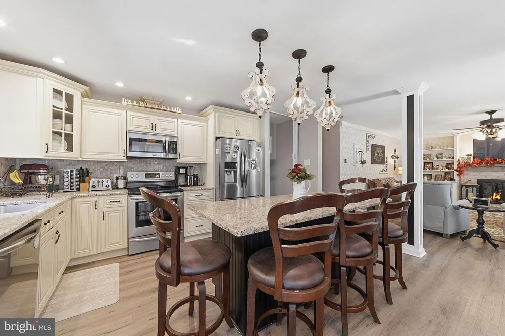 450 CITATION LANE Warminster, PA 18974