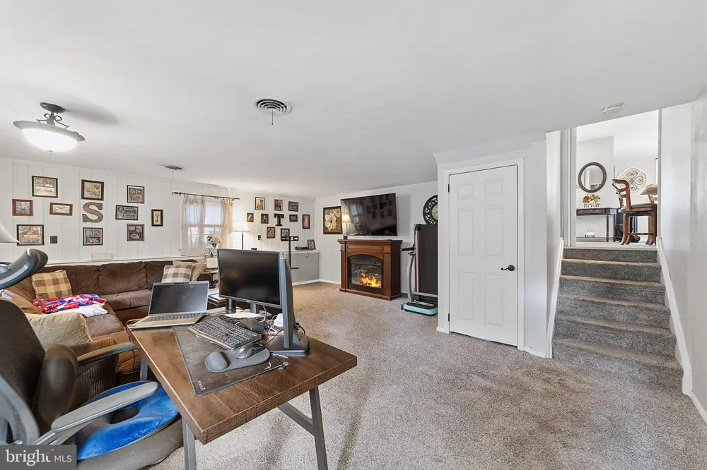 450 CITATION LANE Warminster, PA 18974