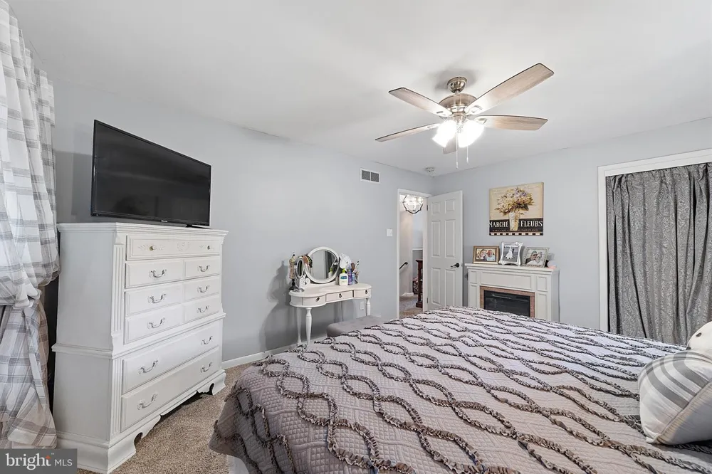 450 CITATION LANE Warminster, PA 18974