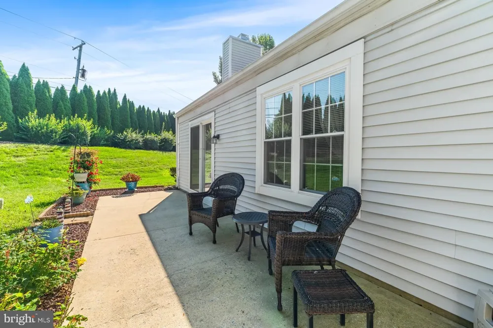 409 CAMBRIDGE COURT Palmyra, PA 17078