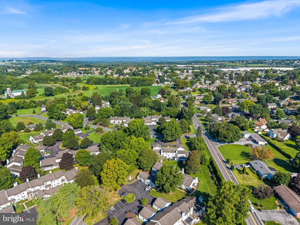 409 CAMBRIDGE COURT Palmyra, PA 17078