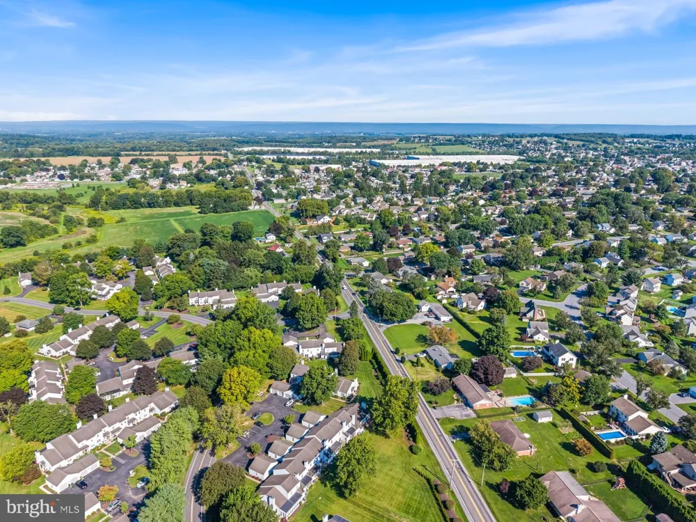 409 CAMBRIDGE COURT Palmyra, PA 17078