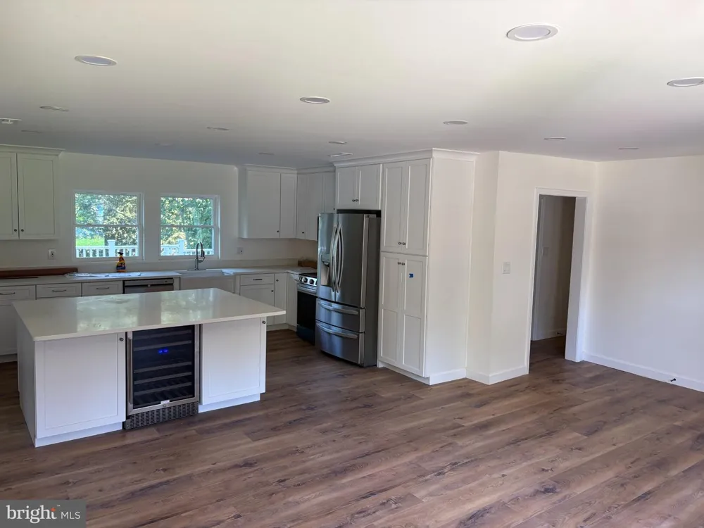 700 MILLER ROAD Annapolis, MD 21401