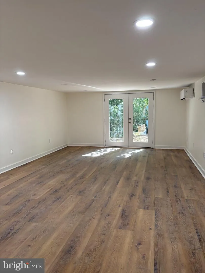 700 MILLER ROAD Annapolis, MD 21401