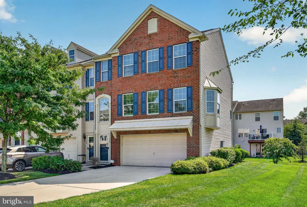 132 HELEN DRIVE Cinnaminson, NJ 08077