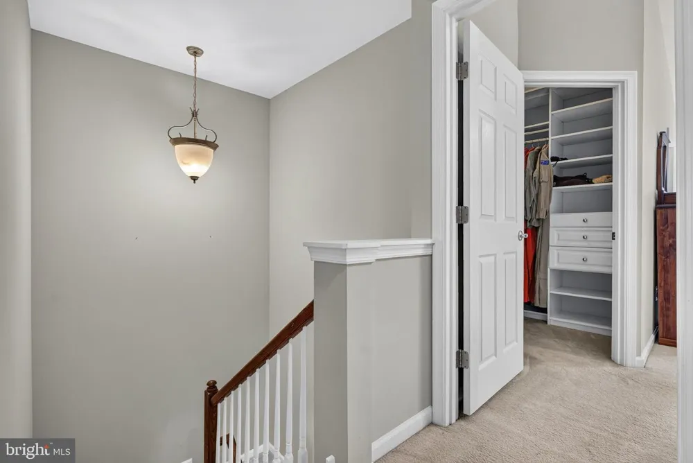 132 HELEN DRIVE Cinnaminson, NJ 08077