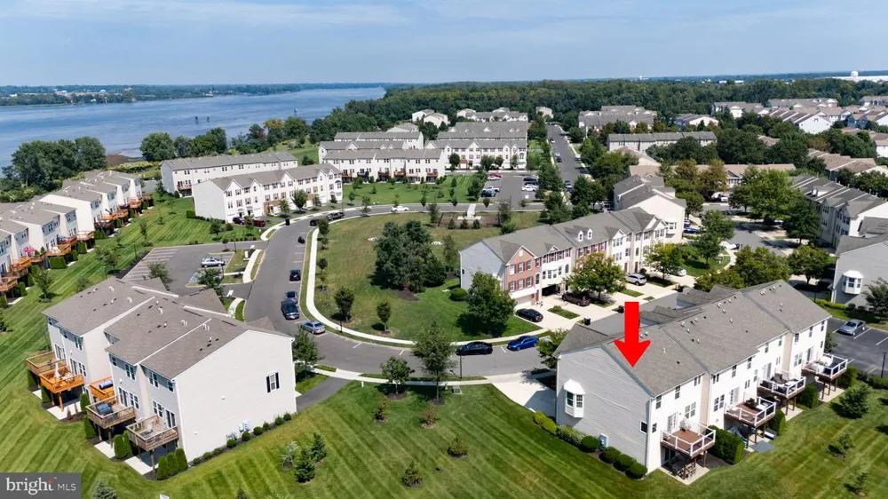 132 HELEN DRIVE Cinnaminson, NJ 08077