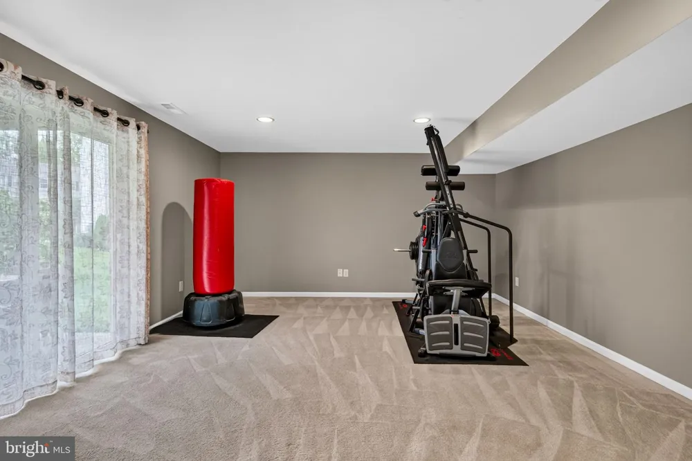 132 HELEN DRIVE Cinnaminson, NJ 08077