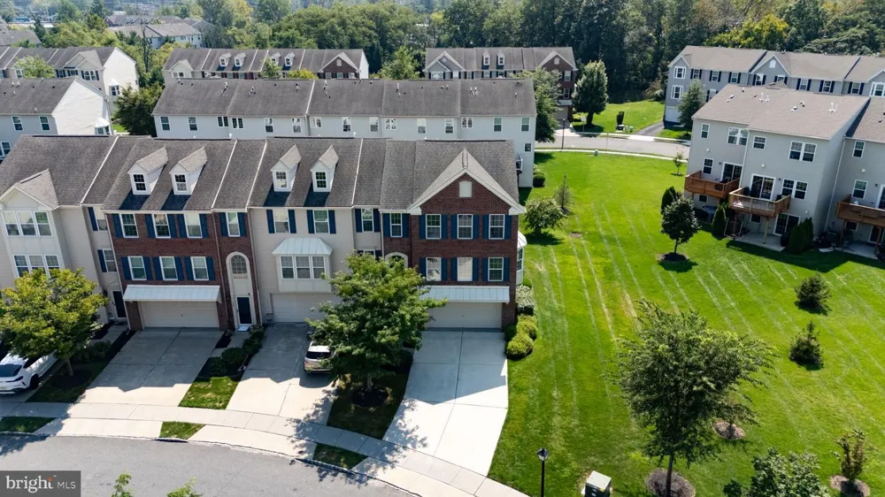 132 HELEN DRIVE Cinnaminson, NJ 08077
