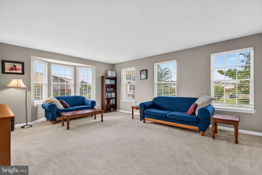 132 HELEN DRIVE Cinnaminson, NJ 08077