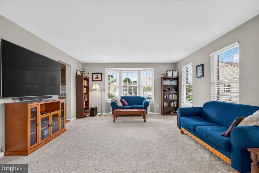 132 HELEN DRIVE Cinnaminson, NJ 08077