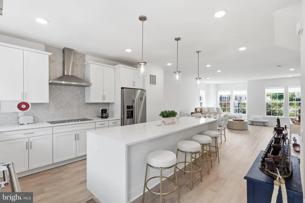 10817 CEDAR AVENUE Fairfax, VA 22030
