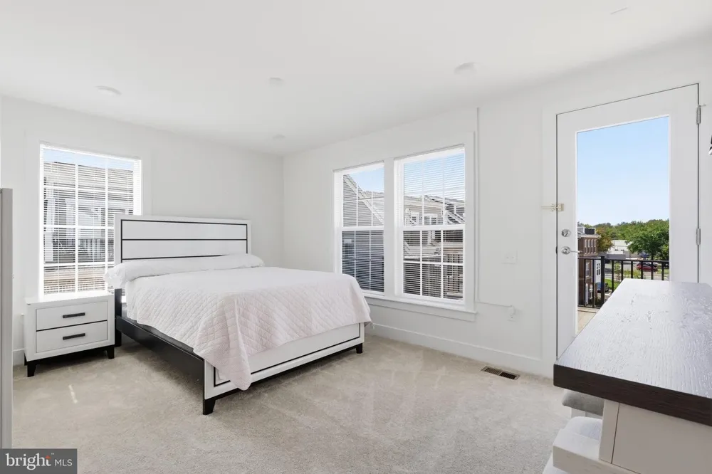 10817 CEDAR AVENUE Fairfax, VA 22030