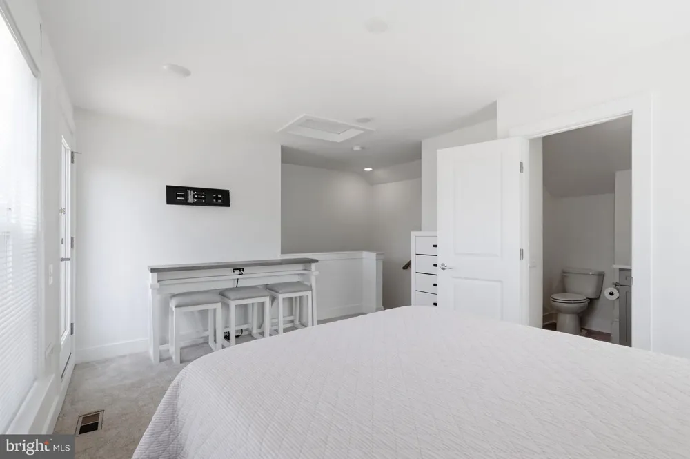 10817 CEDAR AVENUE Fairfax, VA 22030