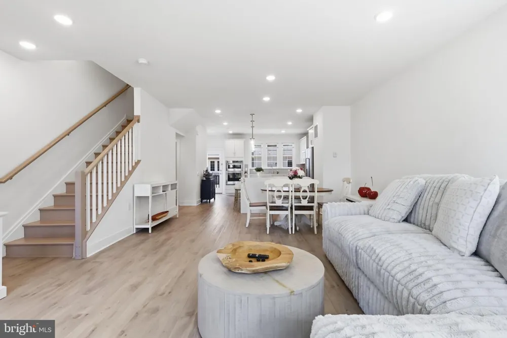 10817 CEDAR AVENUE Fairfax, VA 22030