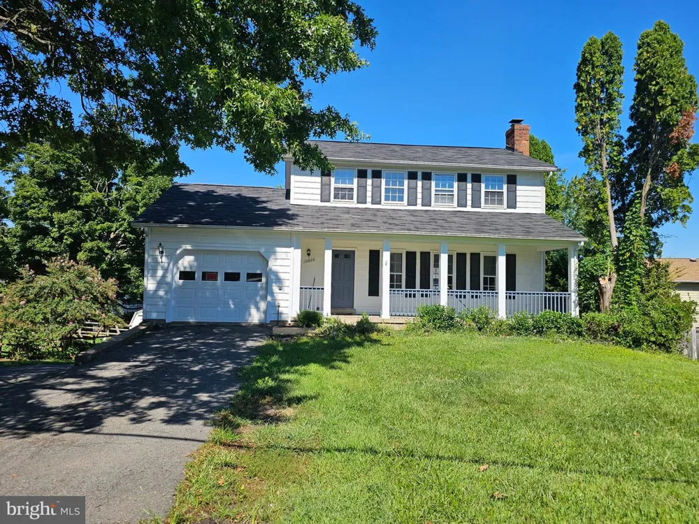 13824 POPLAR TREE ROAD Chantilly, VA 20151