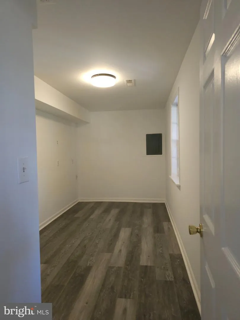 13824 POPLAR TREE ROAD Chantilly, VA 20151