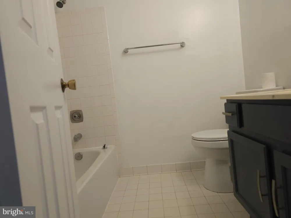 13824 POPLAR TREE ROAD Chantilly, VA 20151