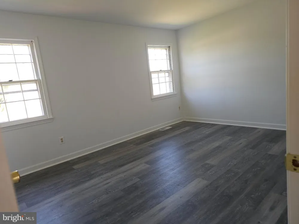 13824 POPLAR TREE ROAD Chantilly, VA 20151