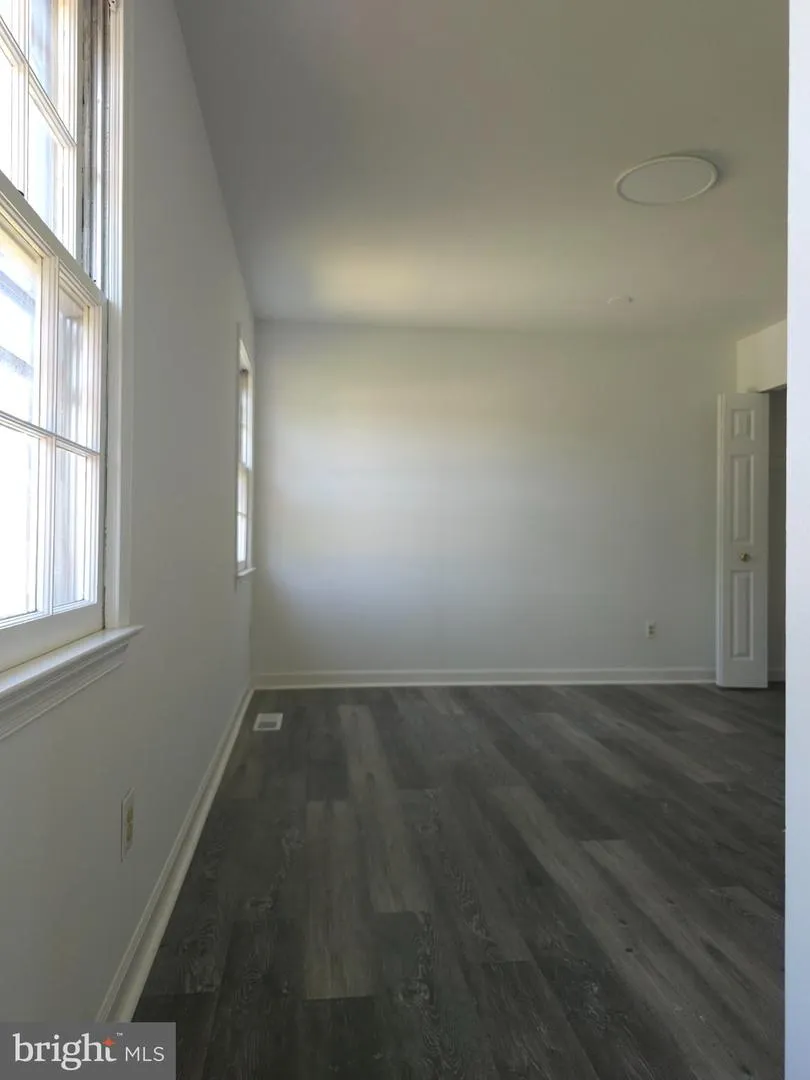 13824 POPLAR TREE ROAD Chantilly, VA 20151