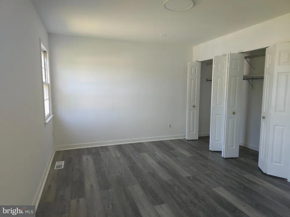 13824 POPLAR TREE ROAD Chantilly, VA 20151