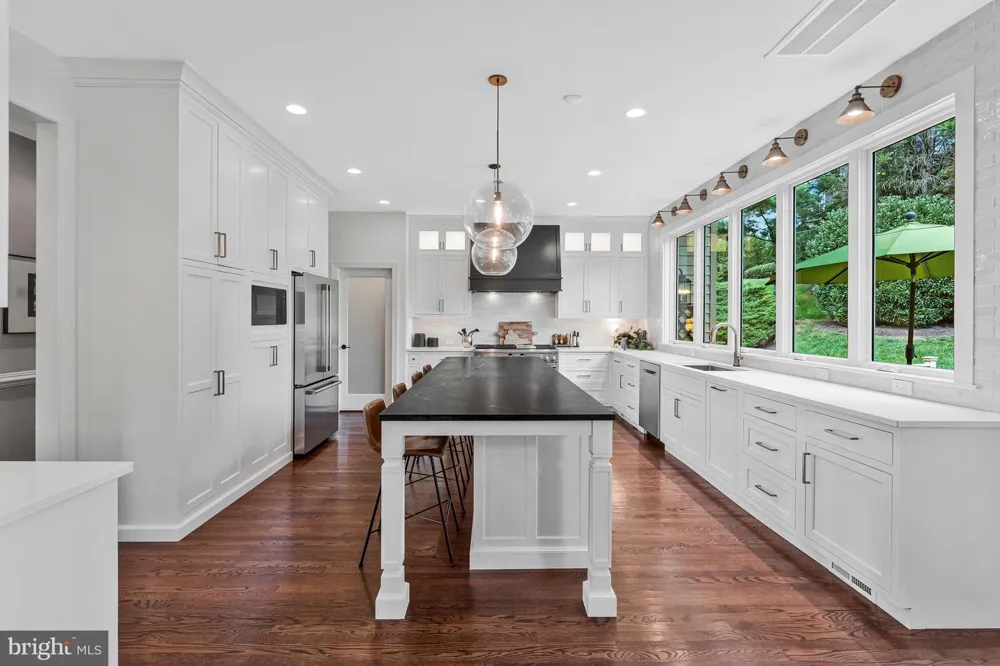 10875 PATOWMACK DRIVE Great Falls, VA 22066