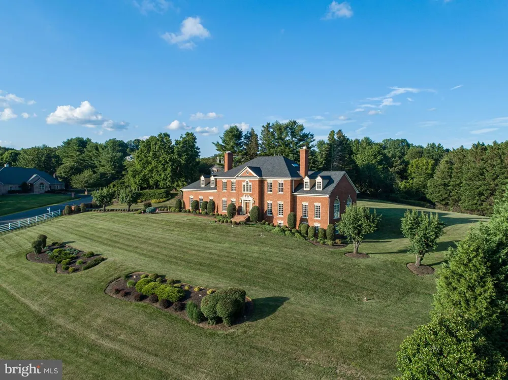 10875 PATOWMACK DRIVE Great Falls, VA 22066