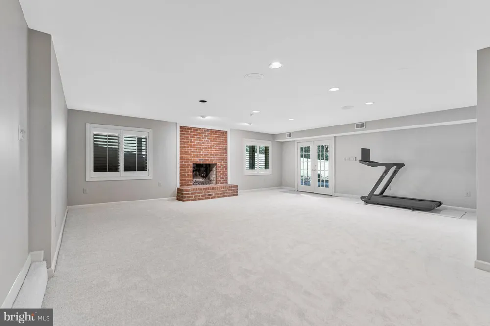 10875 PATOWMACK DRIVE Great Falls, VA 22066