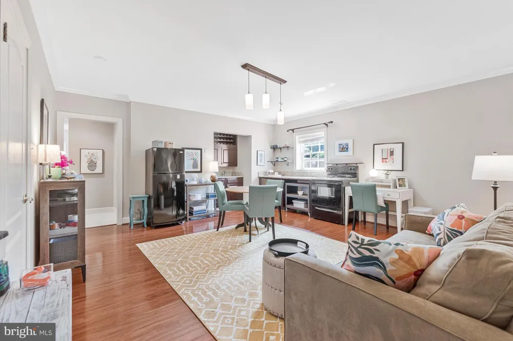 10875 PATOWMACK DRIVE Great Falls, VA 22066