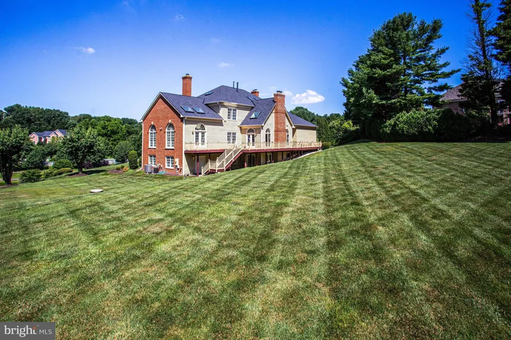 10875 PATOWMACK DRIVE Great Falls, VA 22066