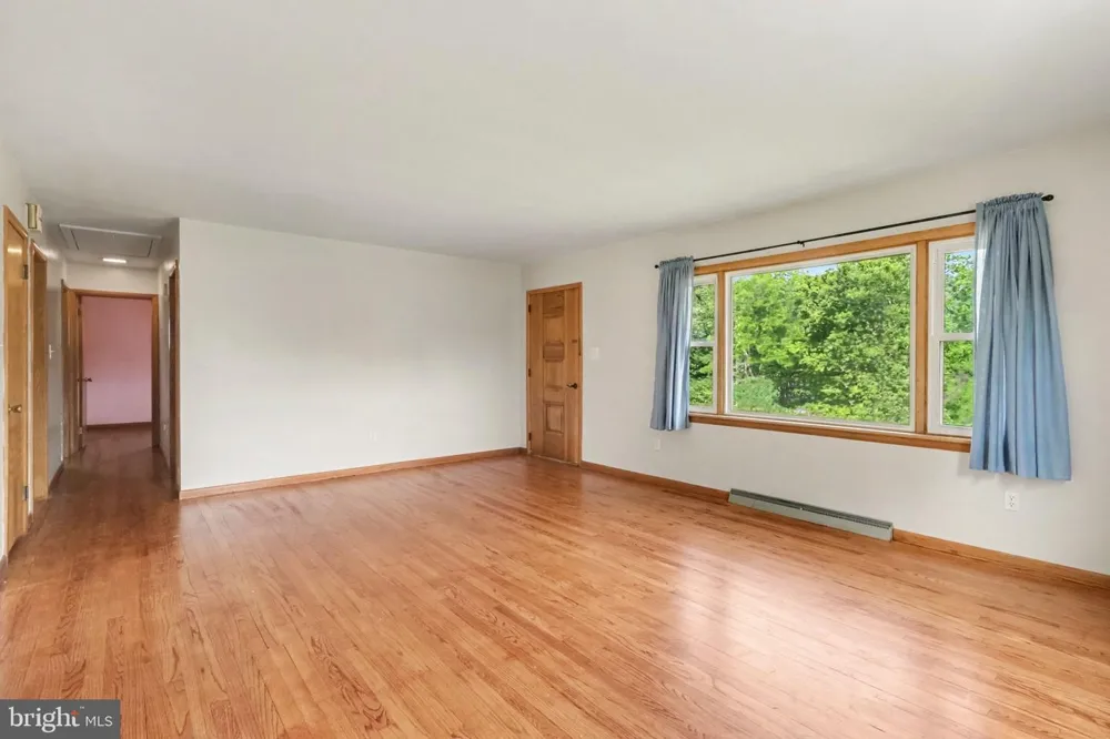 1445 LOOP ROAD Lewistown, PA 17044