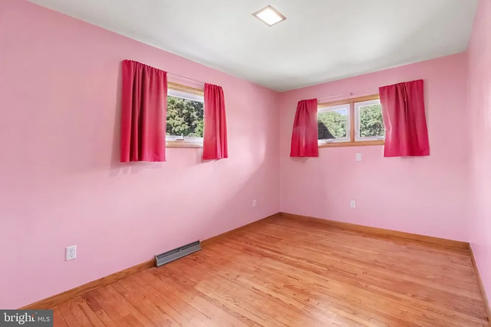 1445 LOOP ROAD Lewistown, PA 17044