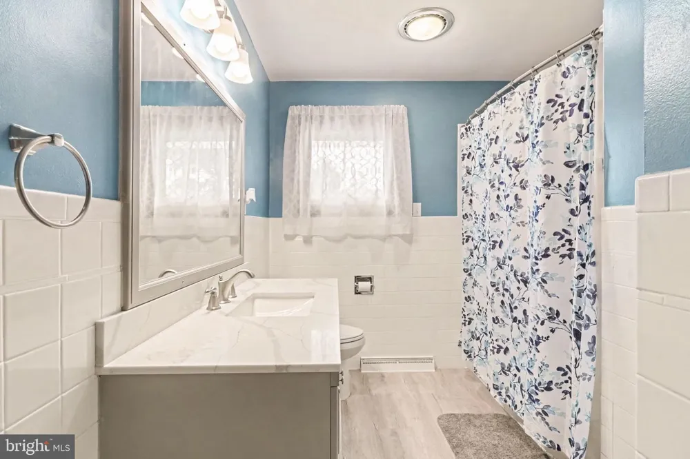1445 LOOP ROAD Lewistown, PA 17044