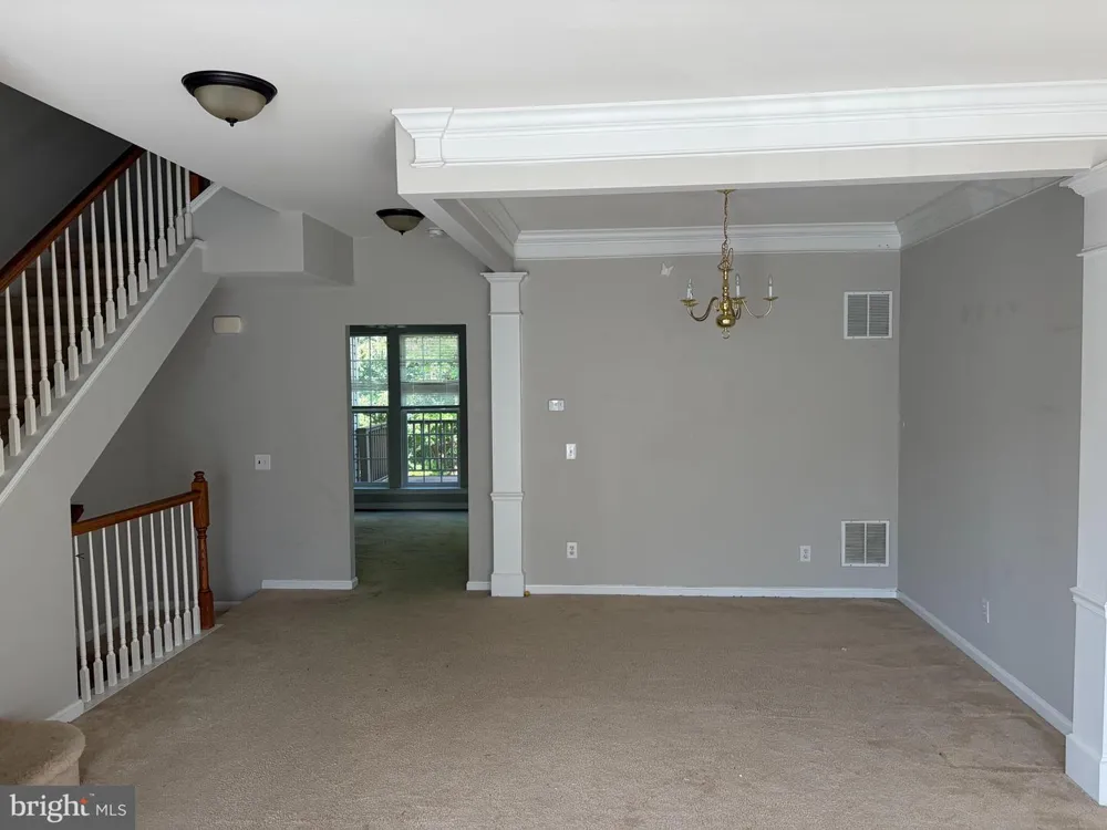 196 HUDSON DRIVE Phoenixville, PA 19460
