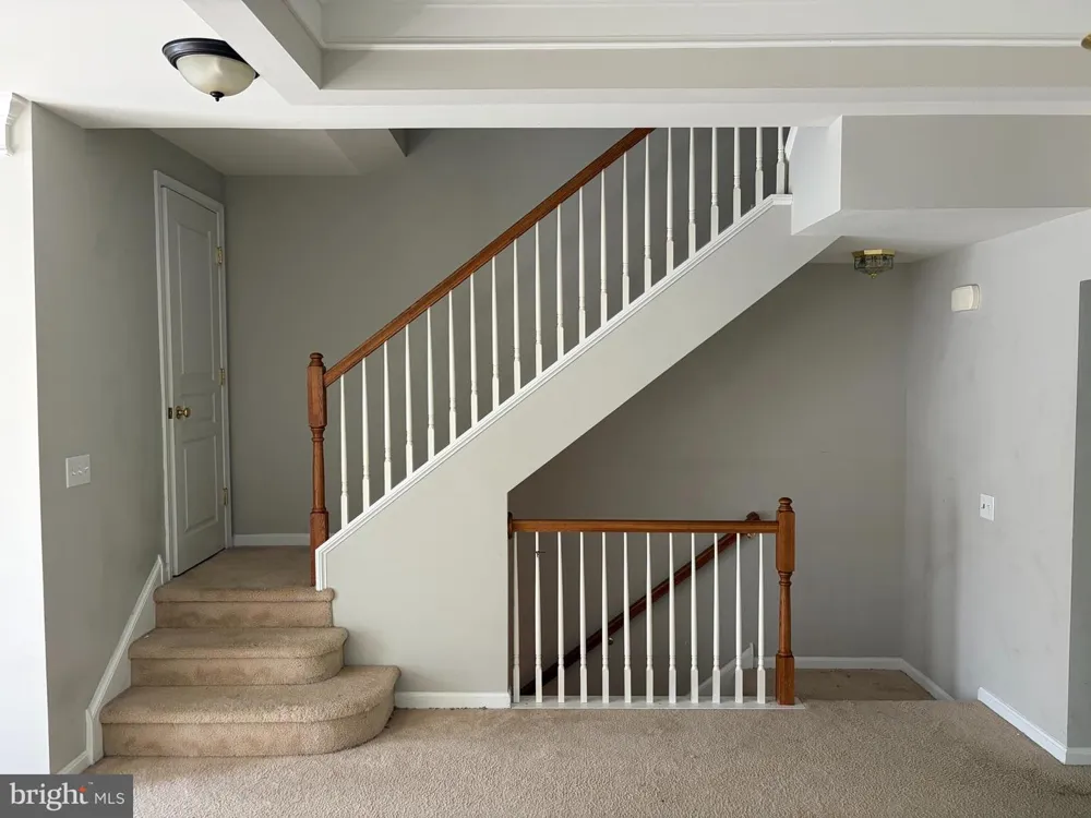 196 HUDSON DRIVE Phoenixville, PA 19460