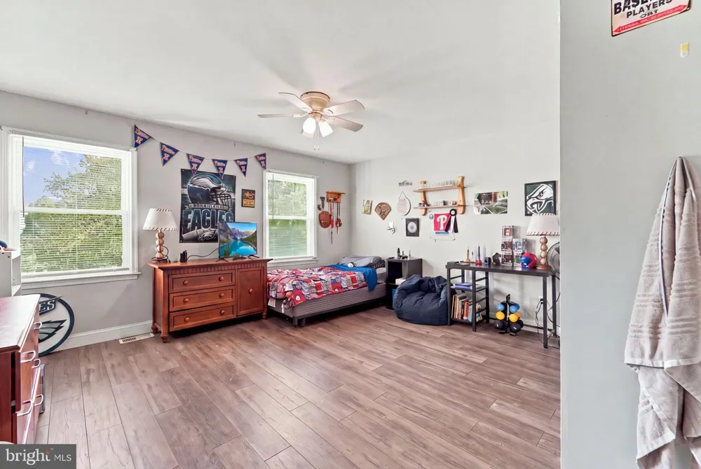 218 RAMBLEWOOD DRIVE Deptford, NJ 08080