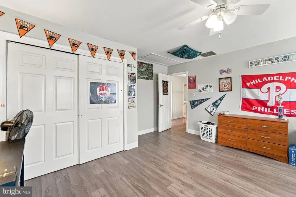 218 RAMBLEWOOD DRIVE Deptford, NJ 08080