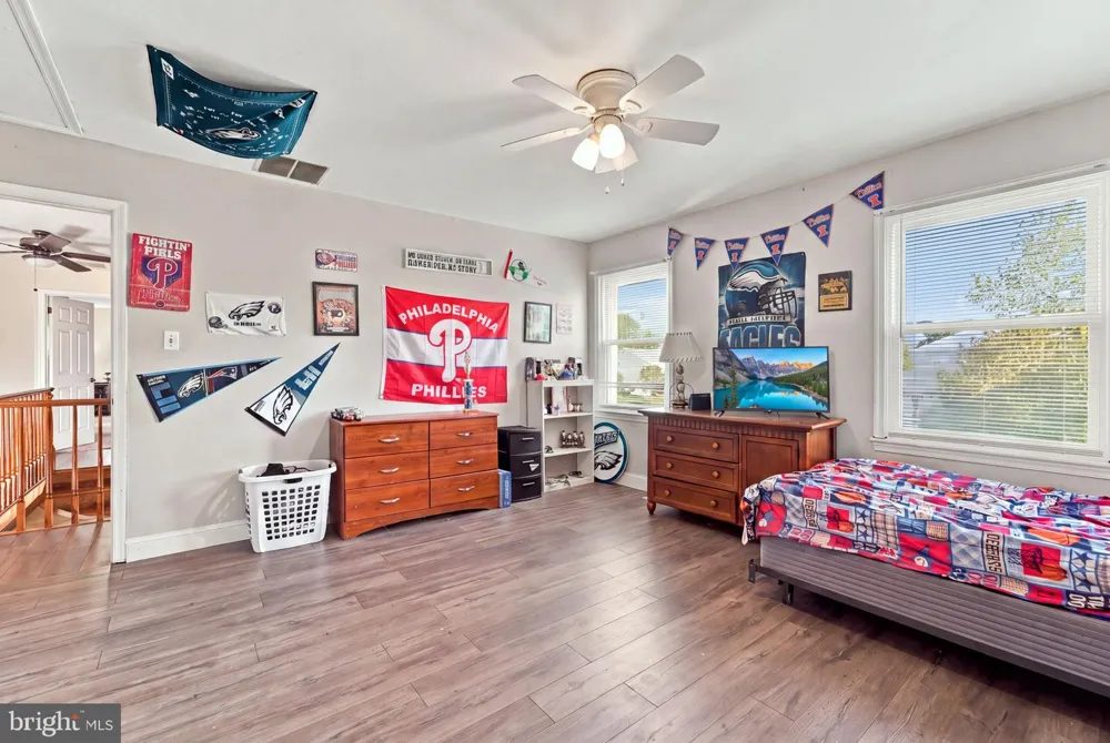 218 RAMBLEWOOD DRIVE Deptford, NJ 08080