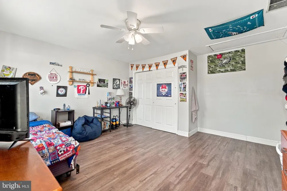 218 RAMBLEWOOD DRIVE Deptford, NJ 08080