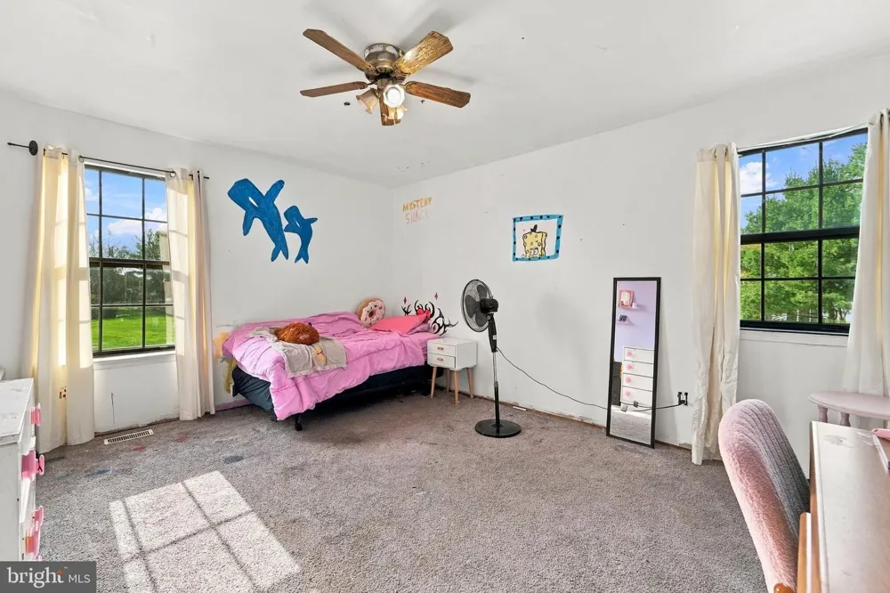 218 RAMBLEWOOD DRIVE Deptford, NJ 08080
