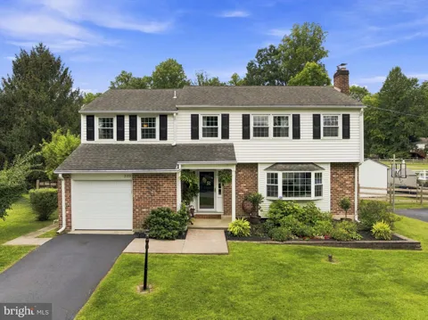 325 COLONIAL DRIVE
