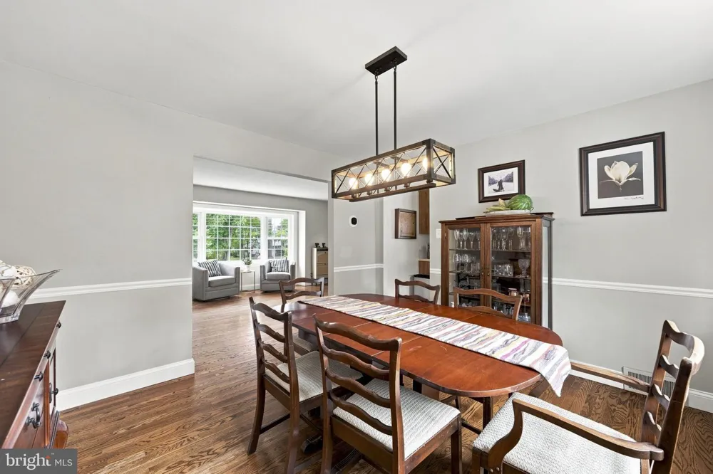 325 COLONIAL DRIVE Exton, PA 19341