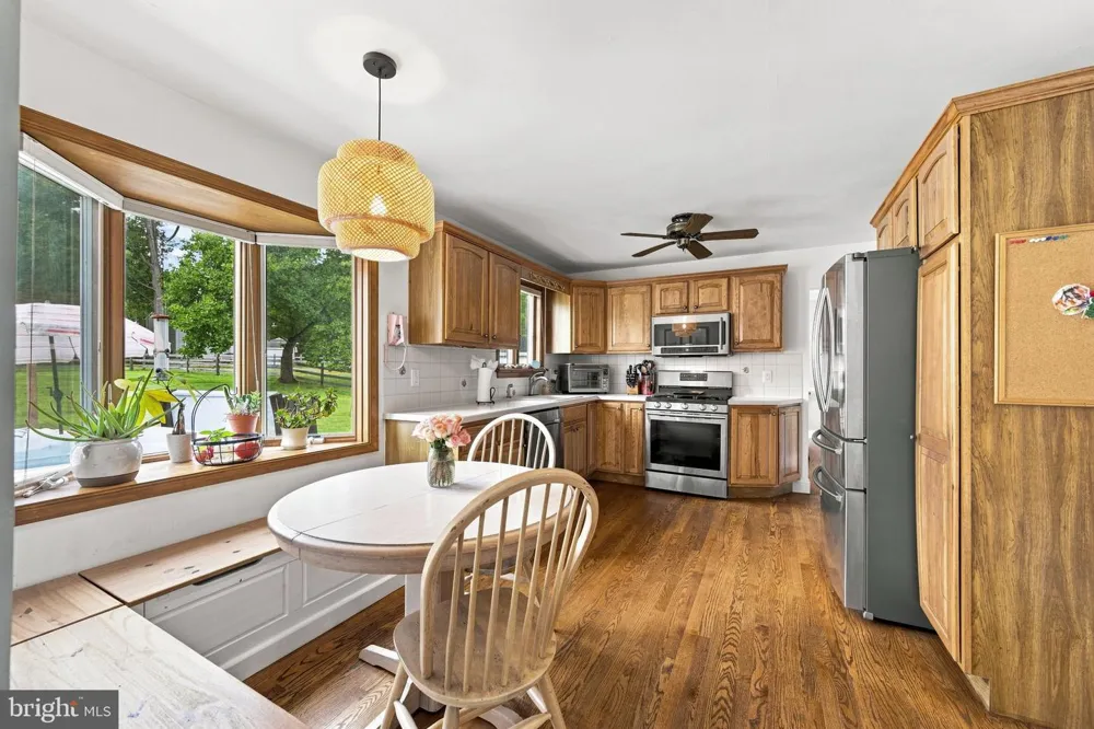 325 COLONIAL DRIVE Exton, PA 19341