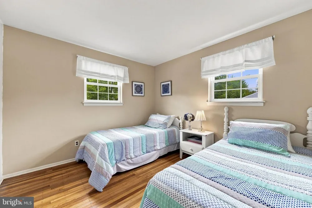 325 COLONIAL DRIVE Exton, PA 19341