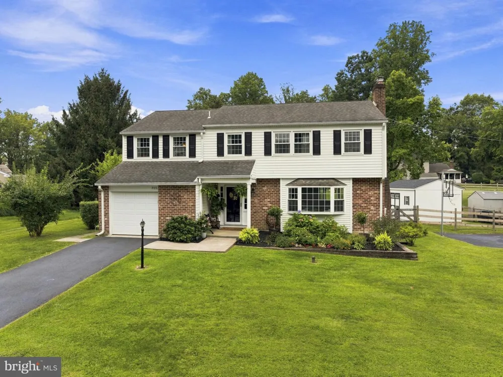 325 COLONIAL DRIVE Exton, PA 19341