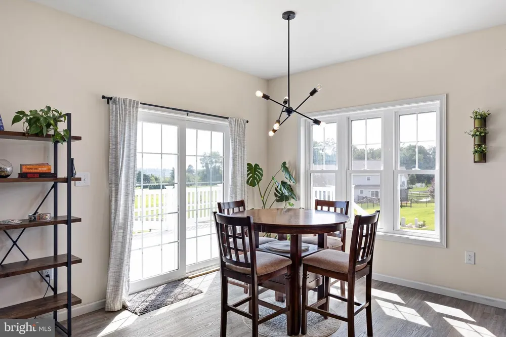 107 HINSON DRIVE Oxford, PA 19363