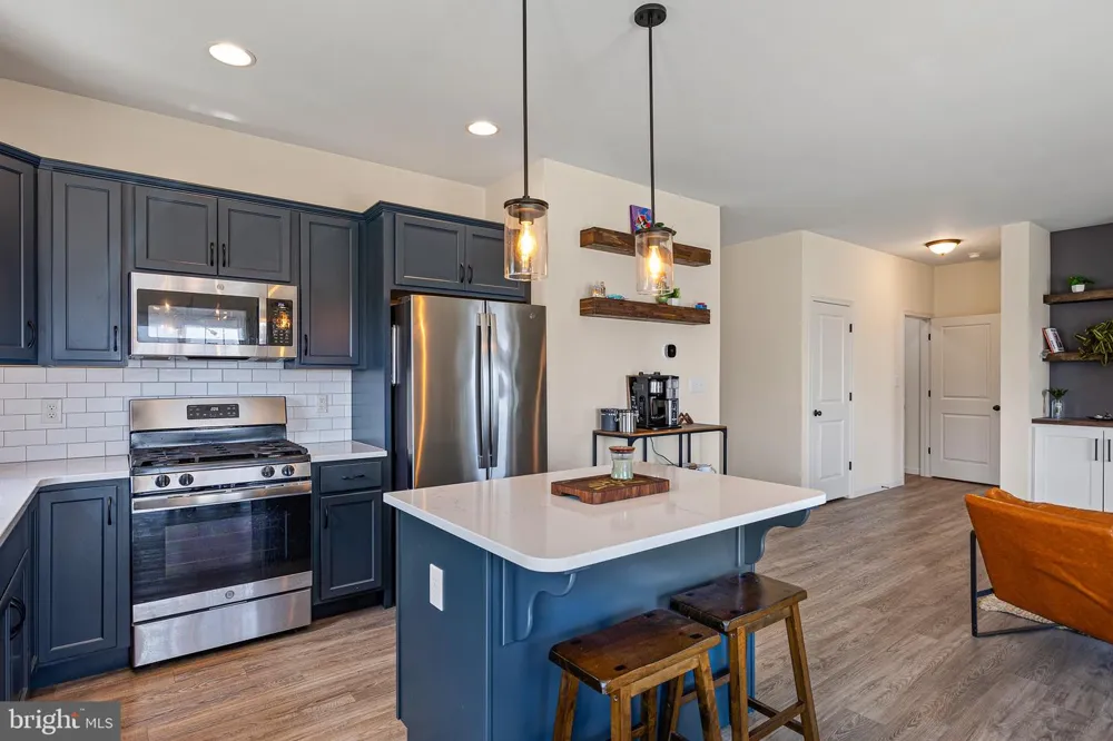 107 HINSON DRIVE Oxford, PA 19363