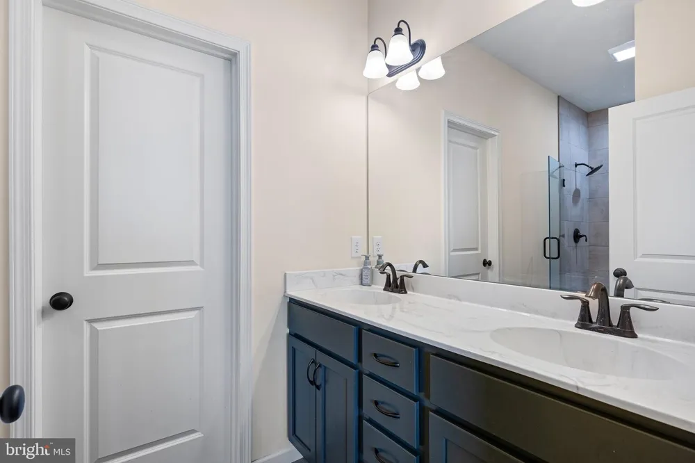 107 HINSON DRIVE Oxford, PA 19363