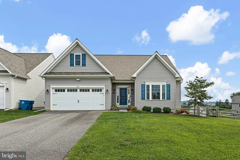 107 HINSON DRIVE Oxford, PA 19363