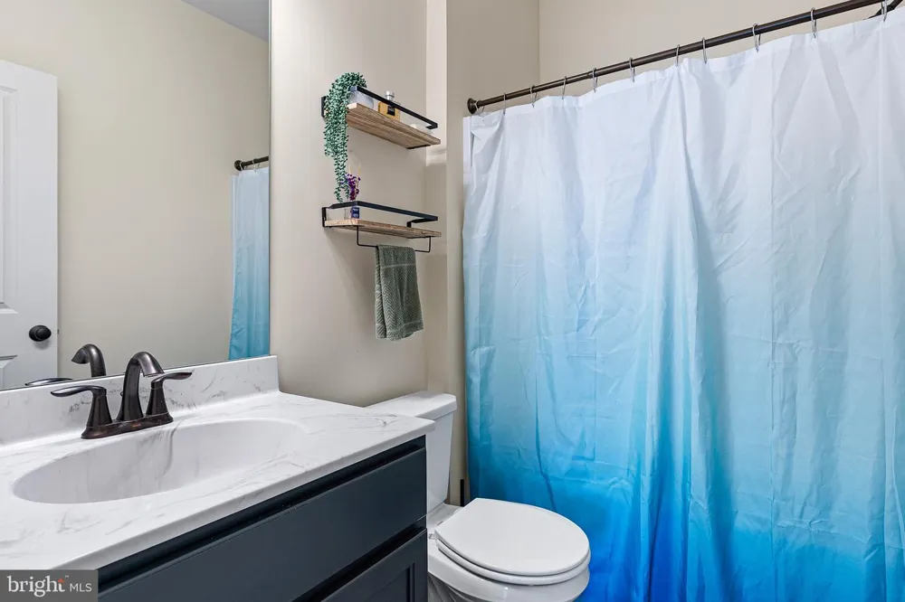 107 HINSON DRIVE Oxford, PA 19363